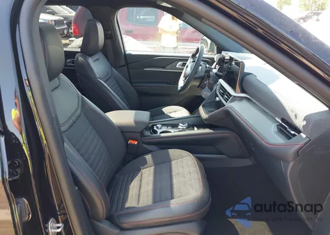 2025 Ford Explorer St-Line z USA, uszkodzony, nr VIN 1FMUK8KH7SGA66113